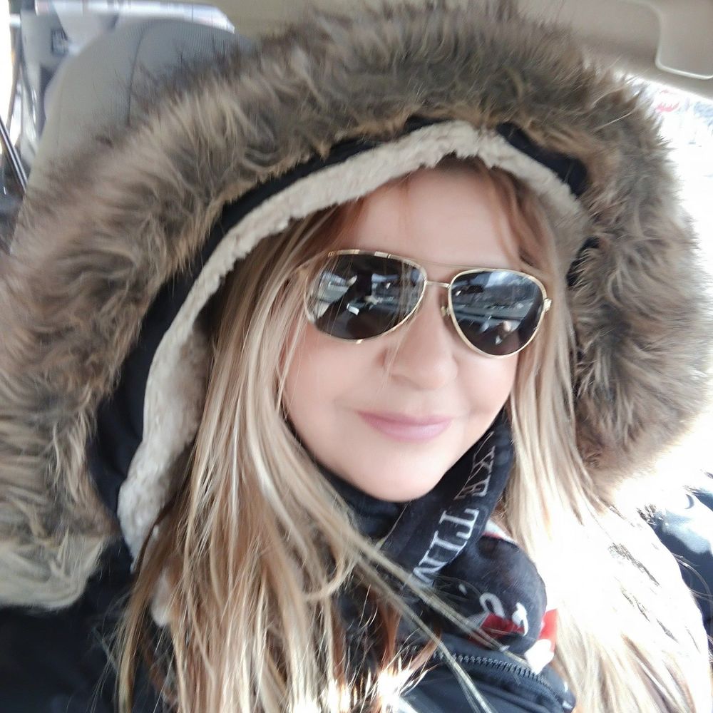 Meet your Posher, Najat